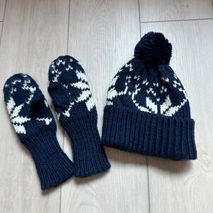 Forever 21 Fair Isle knit navy blue white pompom beanie mitten set